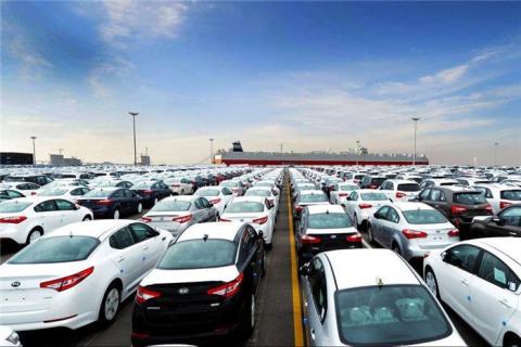 وعده «دولتی» برای کنترل قیمت خودروهای وارداتی