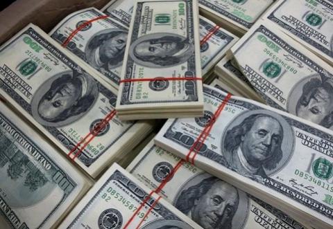 دلار بانکی در آستانه ورود به کانال 35 هزار ریالی