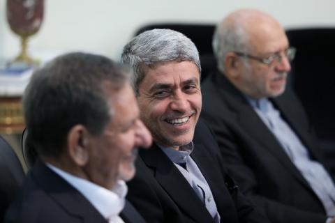 سرنوشت برنامههای نیمه کاره طیبنیا