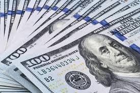 ممنوعیت عبور دلار از بیش از 7000 تومان