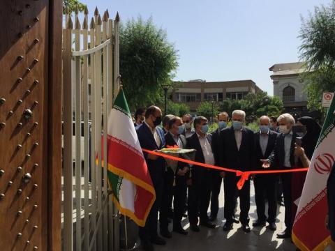 قدیمیترین در کاخ گلستان باز شد
