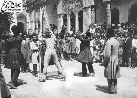 شلاقزدن در ملاءعام+عکس